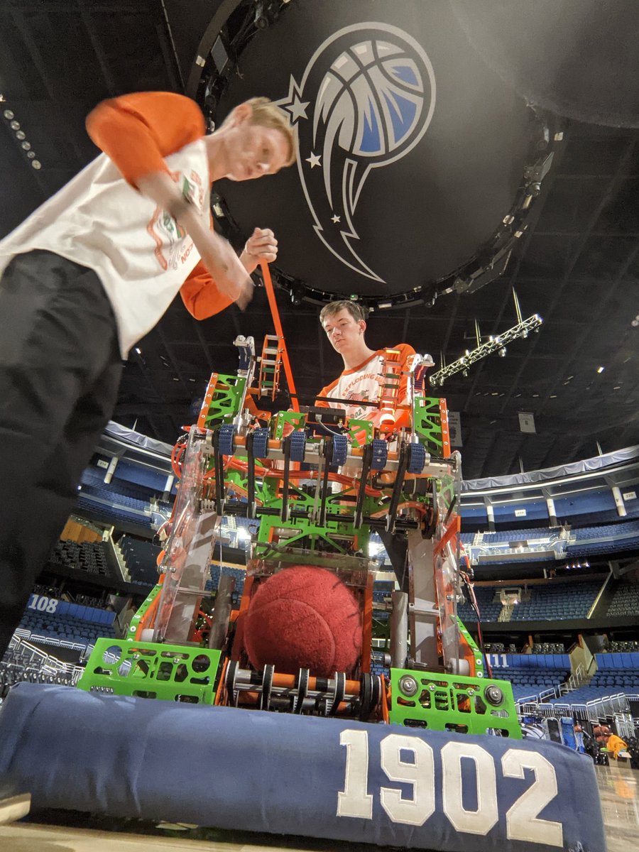 It's @FIRSTweets Night at the @OrlandoMagic game tomorrow evening vs @ATLHawks. Come watch the halftime show with robots shooting beyond the arc, and yours truly doing the play-by-play on the mic. TICKETS STARTING AT ONLY $16.75! 7pm Wed 12/14 fevo.me/firstrobotics22