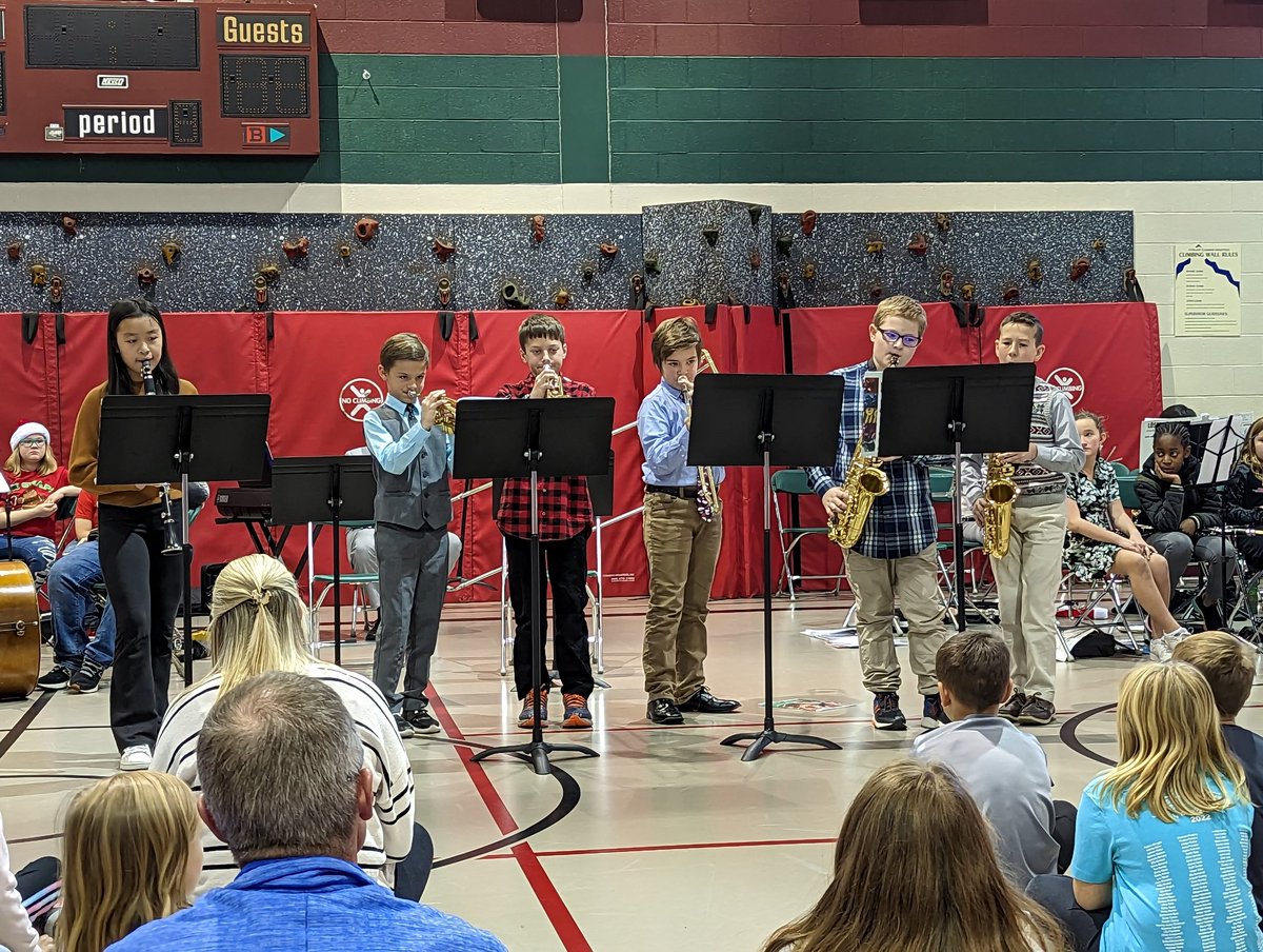 Mrs. Dundore tweet media