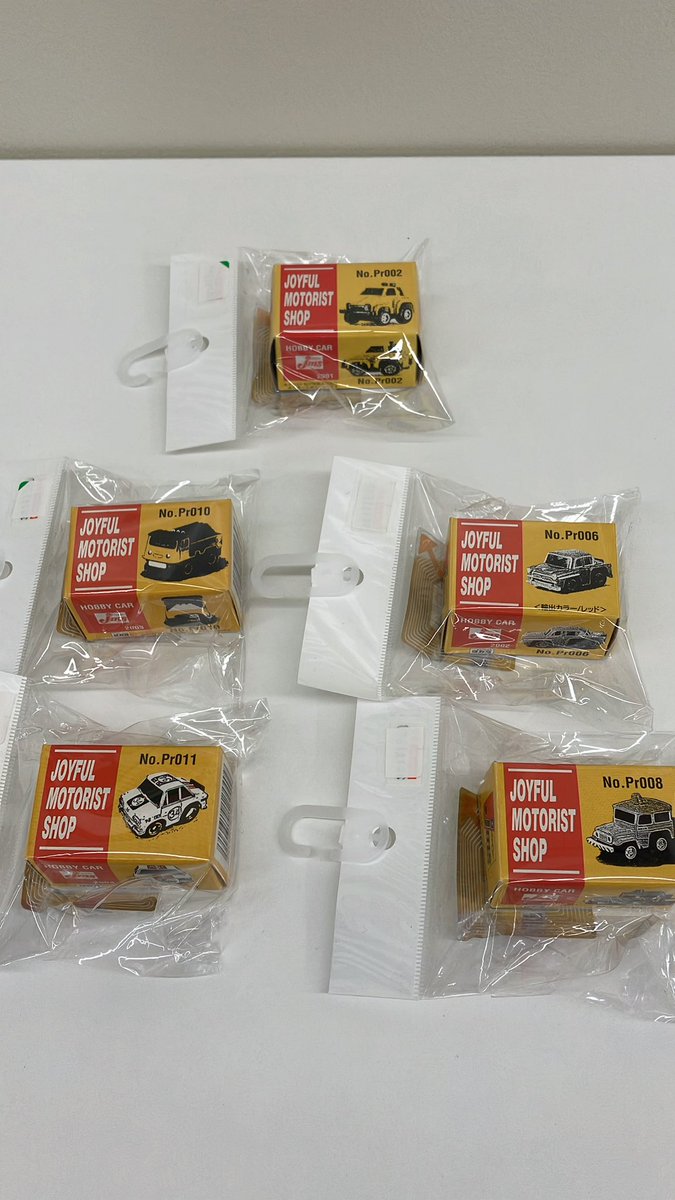 20550_bookoff02's tweet photo. こんにちは😃
#チョロQ が入荷しております😄
#ジェームス #ネッツトヨタ #スバル #神奈中ハイヤー #チョロリンピック などの他、#ハイエースクイックデリバリーバン の #ブリヂストン と #MAC_TOOLS や #セレナ の #Carest と #RV_INNO などありますよ😁
ご来店をお待ち致しております😄 https://t.co/YHpLbRas24
