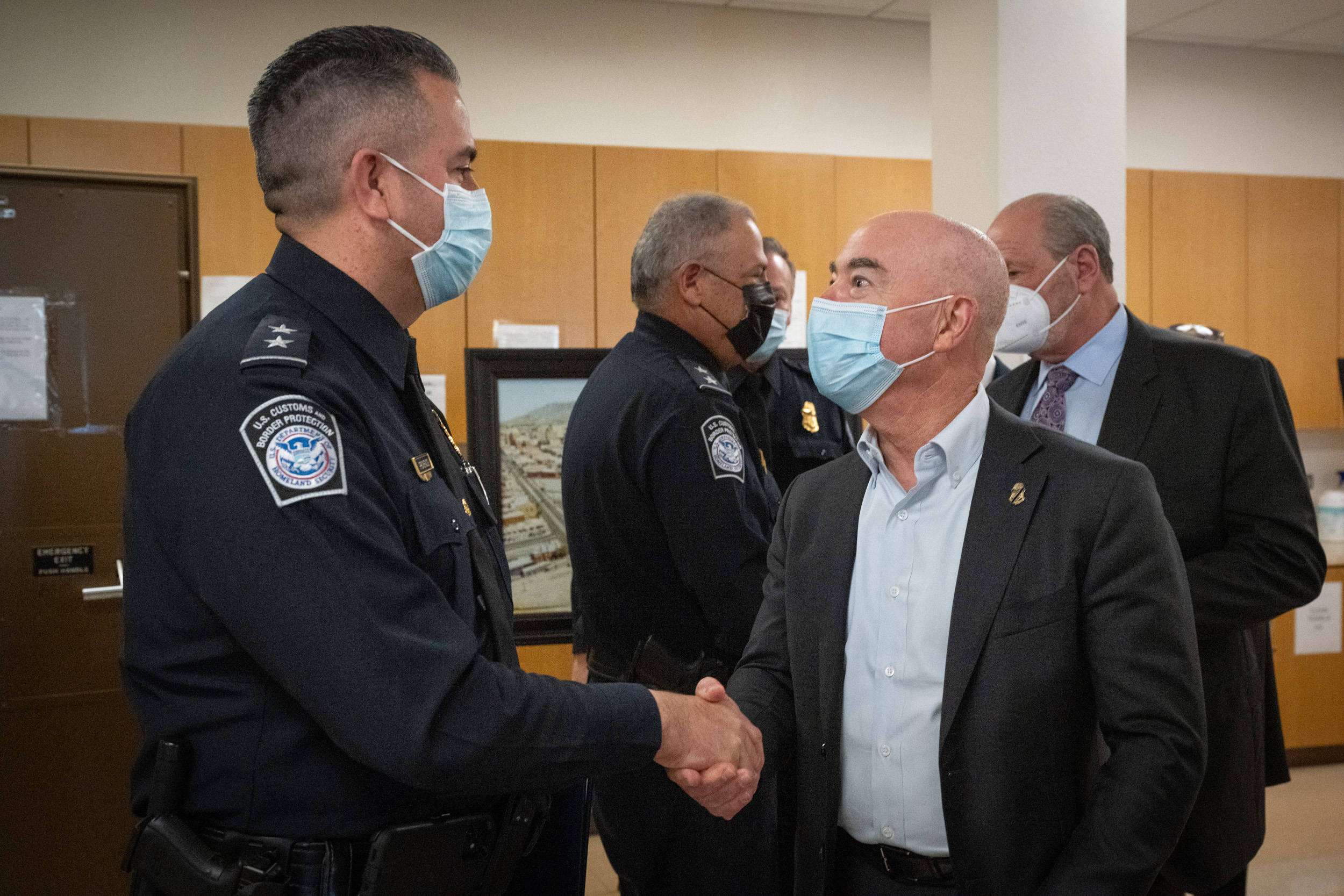 Ladies En Confidente (LadiesDenver) / Twitter