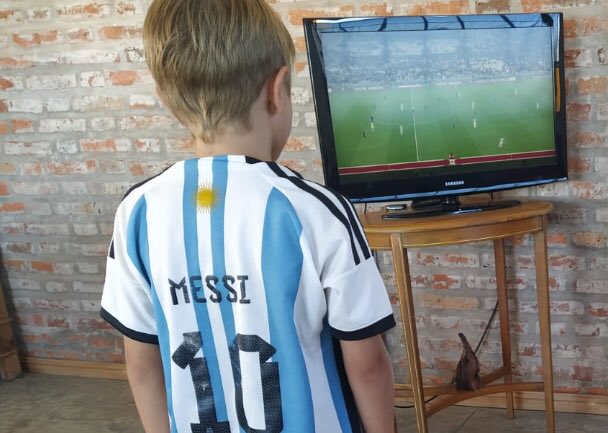 Este será sin dudas su inolvidable primer Mundial. A partir de ahora su tiempo será lo que sucede entre Mundial y Mundial.

📝 Fausto y su nuevo paso del tiempo 📌 centrofobal.com/fausto-y-su-nu…

✍️ <a href="/PulgaClavenzani/">Francisco Clavenzani</a>