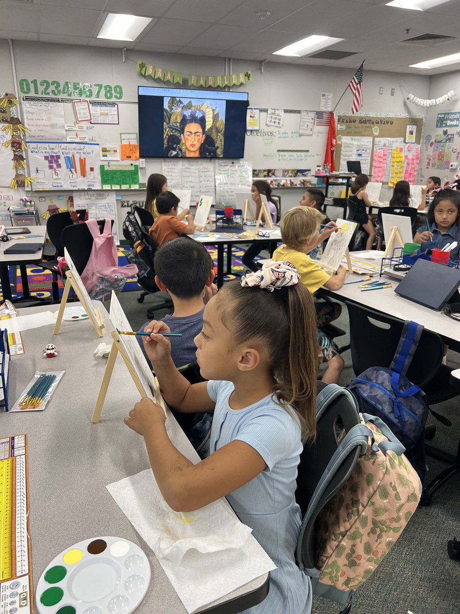 Elizabeth Padilla tweet media