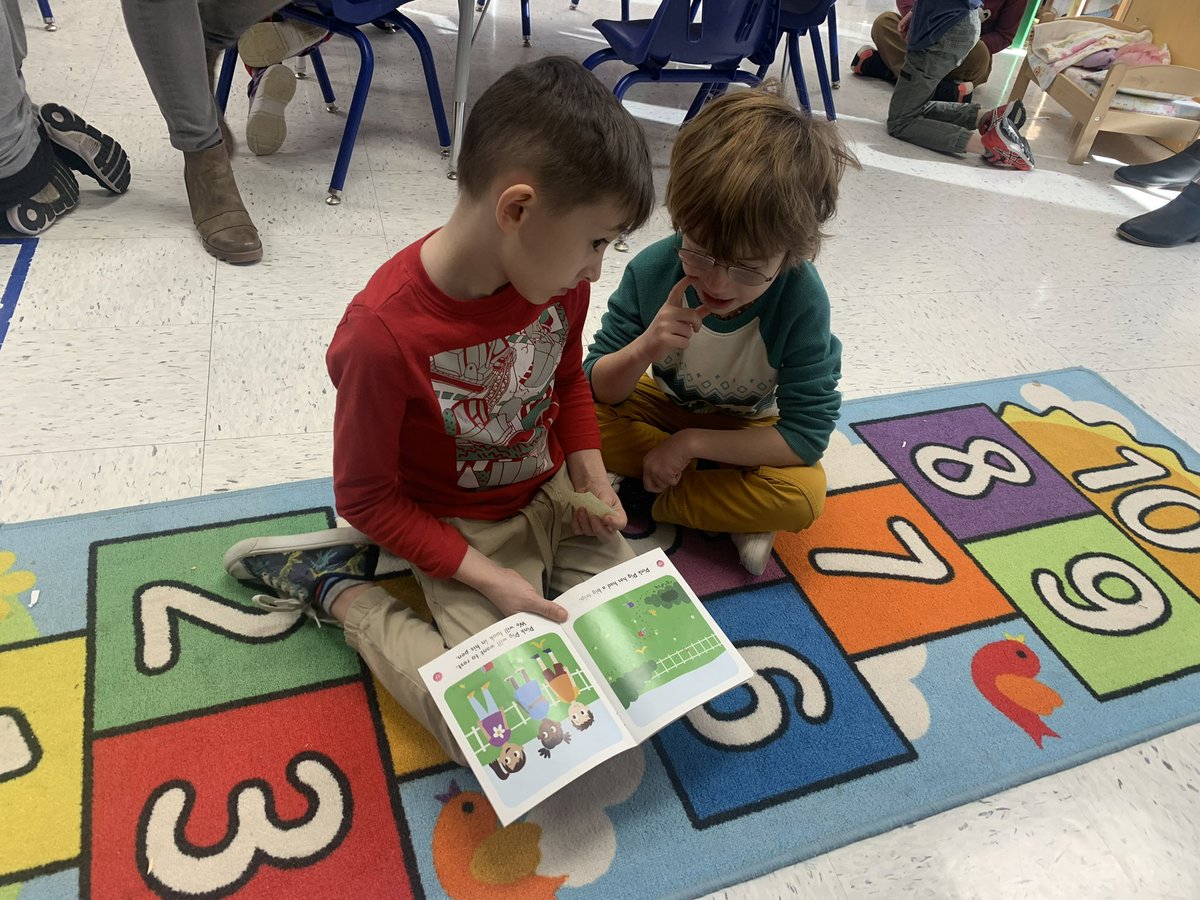 tbrin0579's tweet photo. 1st grade readers partner with their Pre-K friends to read them some stories! @WindomElem https://t.co/kwF5b70rGg