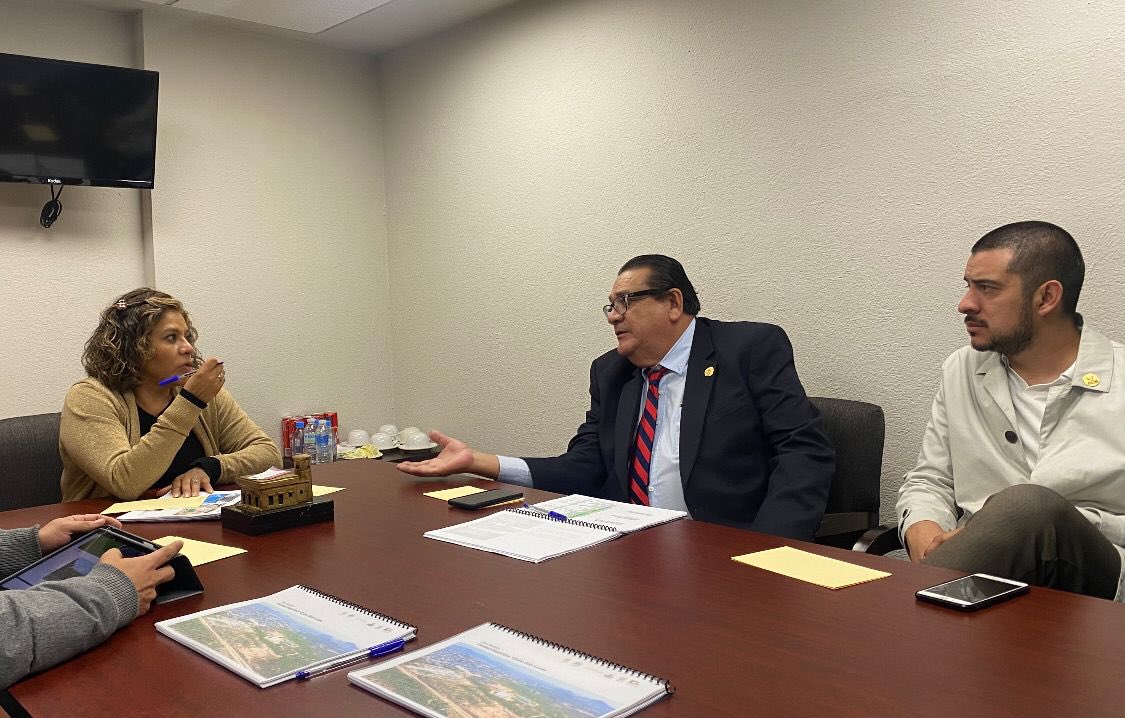 En Reunión con Mary José Alcalá, Presidenta de la Comisión del Deporte en la Cámara de Diputados y Presidenta del Comité Olímpico Mexicano 🇲🇽, con quien buscamos y generamos acuerdos en favor del deporte sudcaliforniano.