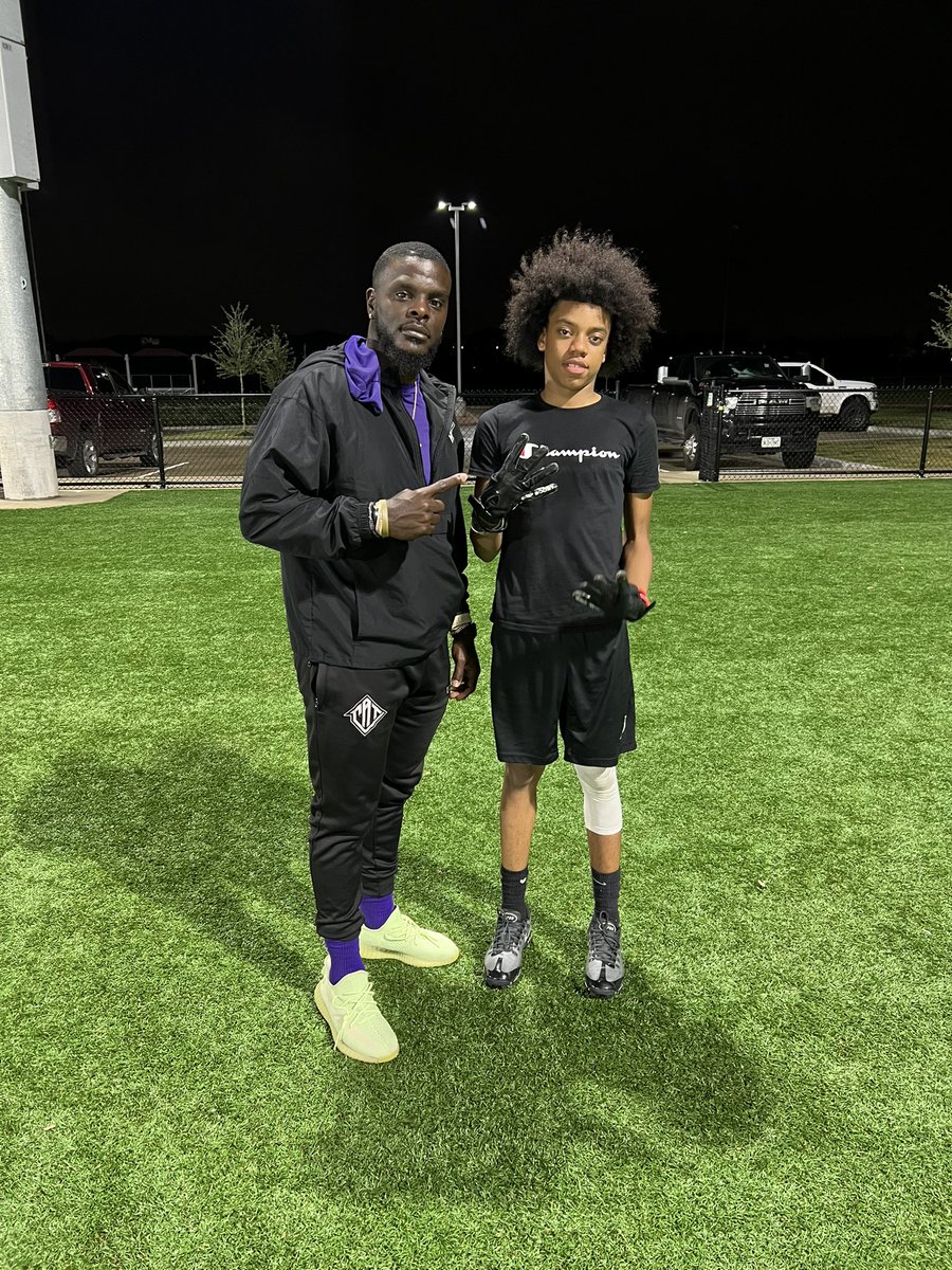 Let me introduce you to the #1 WR at 12 yrs old. The world will find out February 18-19 @ShockDoctorUK Houston. @94Doodie @WillieLyles @BHoward_11 @TeamDoubleDose @PboyE31 @EarlGill10 @fbscout_florida #ITSATAKEOVER @justinallen_13