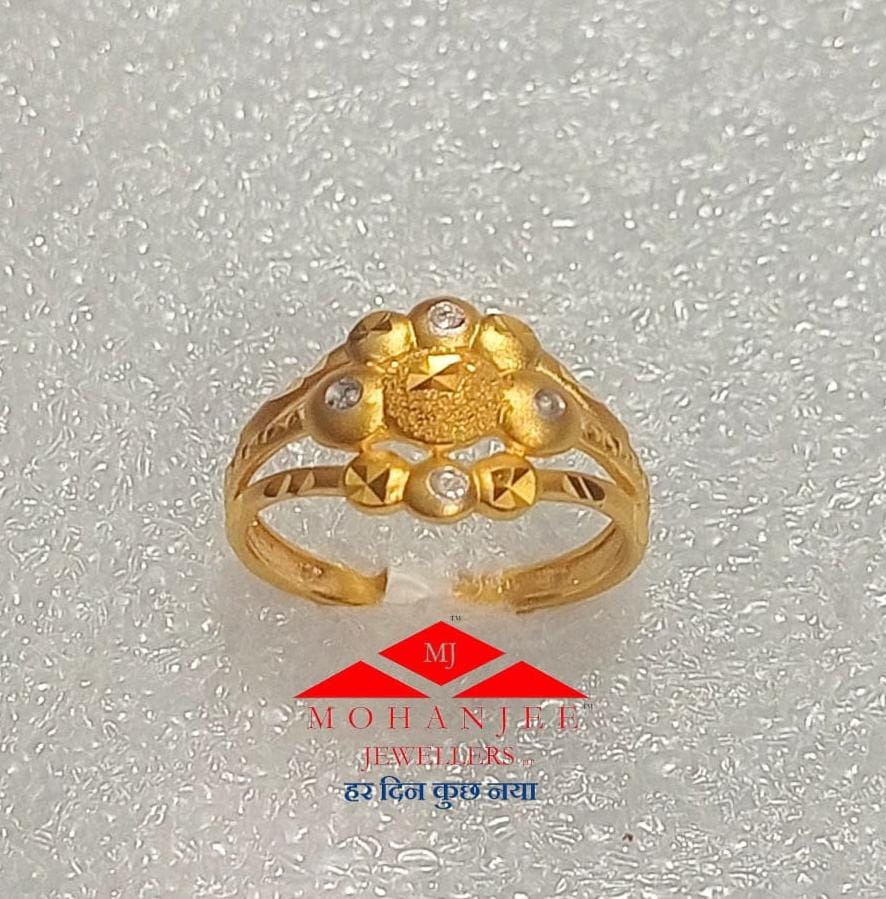 Buy quality 18KT Rose Gold Hallmark Flower Heart Design Ring in Ahmedabad