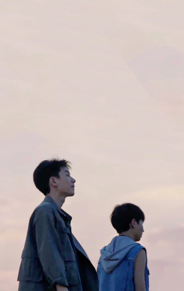 ogoffgunog's tweet photo. ↪https://t.co/FVV4hx7b6q
#1YearWithNotmeseries
#ออฟกัน #OffGun https://t.co/8Rg7kWVCuG