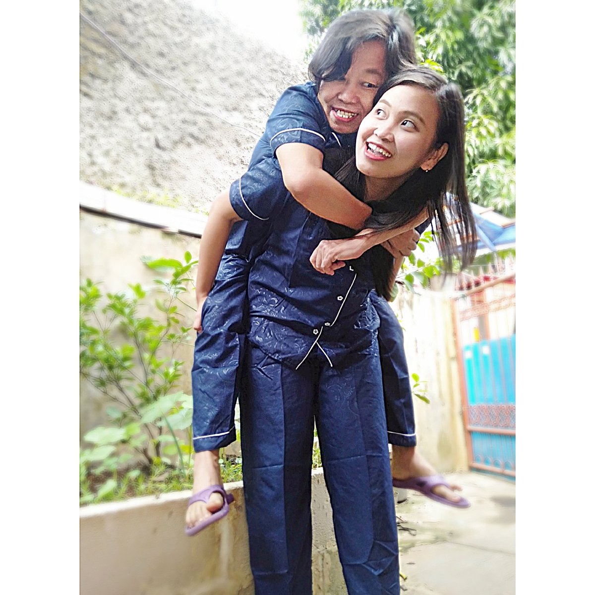 sandi_chin's tweet photo. #IniIbuku @alfamart
@alfagift_idn 11 tahun lalu Ibu terkena stroke, Ijinkan aku menceritakan tentang ibuku ya

Ibu adalah sosok yang begitu melindungiku sejak masih kecil hingga kini. Ibu menjadi tulang punggung keluarga, sejak Bapak di PHK dari pabrik kayu

S-221214-AGHFKFQ https://t.co/igksCN3LAy