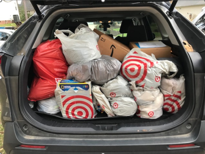 UNC_Anesthesia's tweet photo. T/Y @UNC_Anesthesia for your generous contributions to @ToysForTots_USA & #ShareYourHoliday campaigns! A special thanks to @UNC_Anesthesia #WellnessCommittee for heading up two holiday give-back big successes. https://t.co/1X0dlLv5Mg