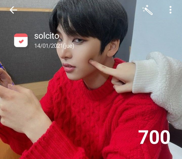 myungjoonb0t's tweet photo. 00' 
@seoholovebot te amo tanto ♡ https://t.co/Sb5Y5V40kU