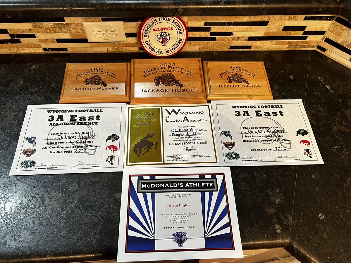 Jackson73819's tweet photo. Thank you to my teammates and the coaches for voting for me. I am honored to receive these awards. https://t.co/c7npvf7XMD