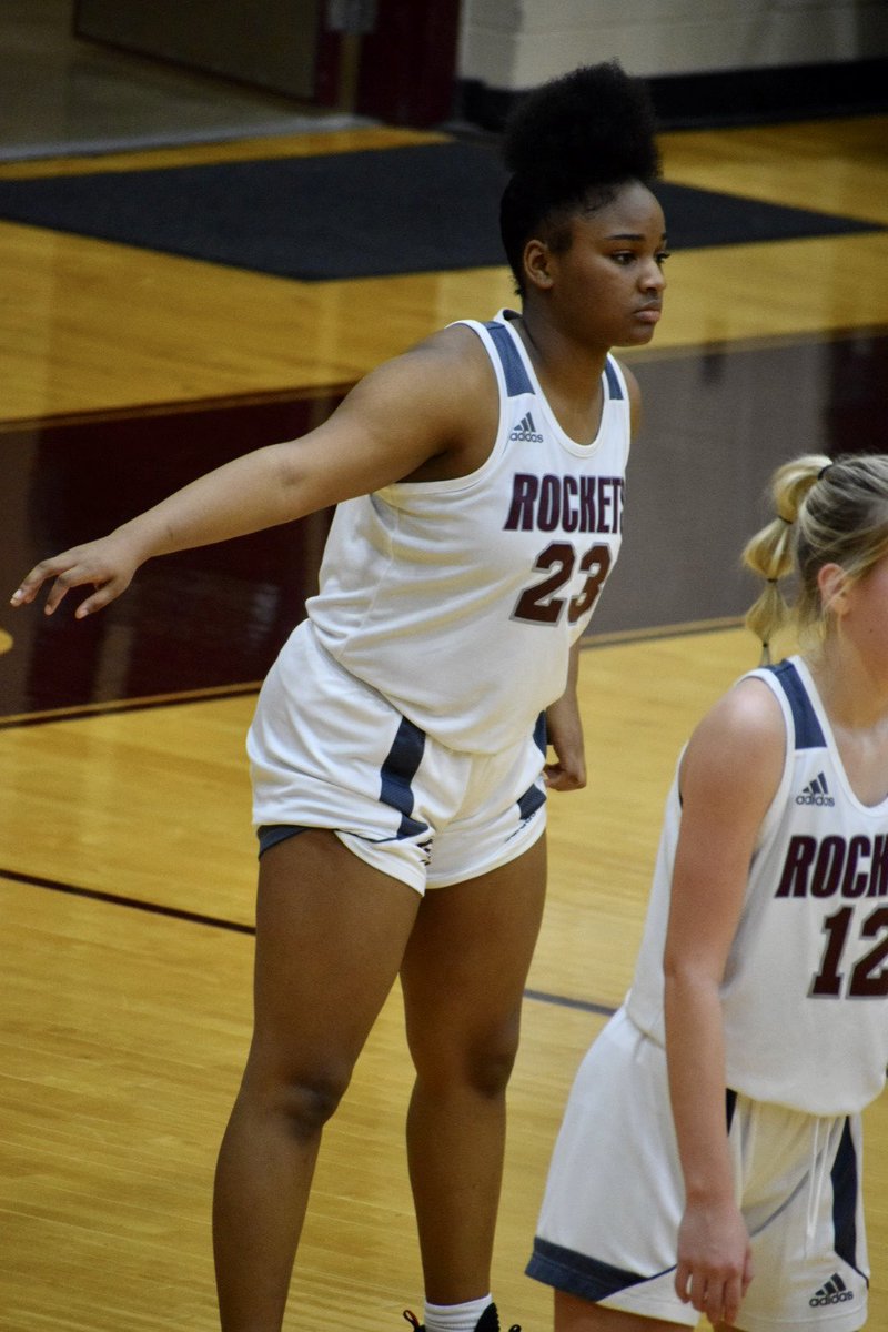 justnkas's tweet photo. Keep playing hard ladies! Congratulations Jay P and the Lady Rockets on your win tonight against JO. Only one loss so far this season! #GoLadyRockets @ParsonJayda https://t.co/nUBq1ad6HB