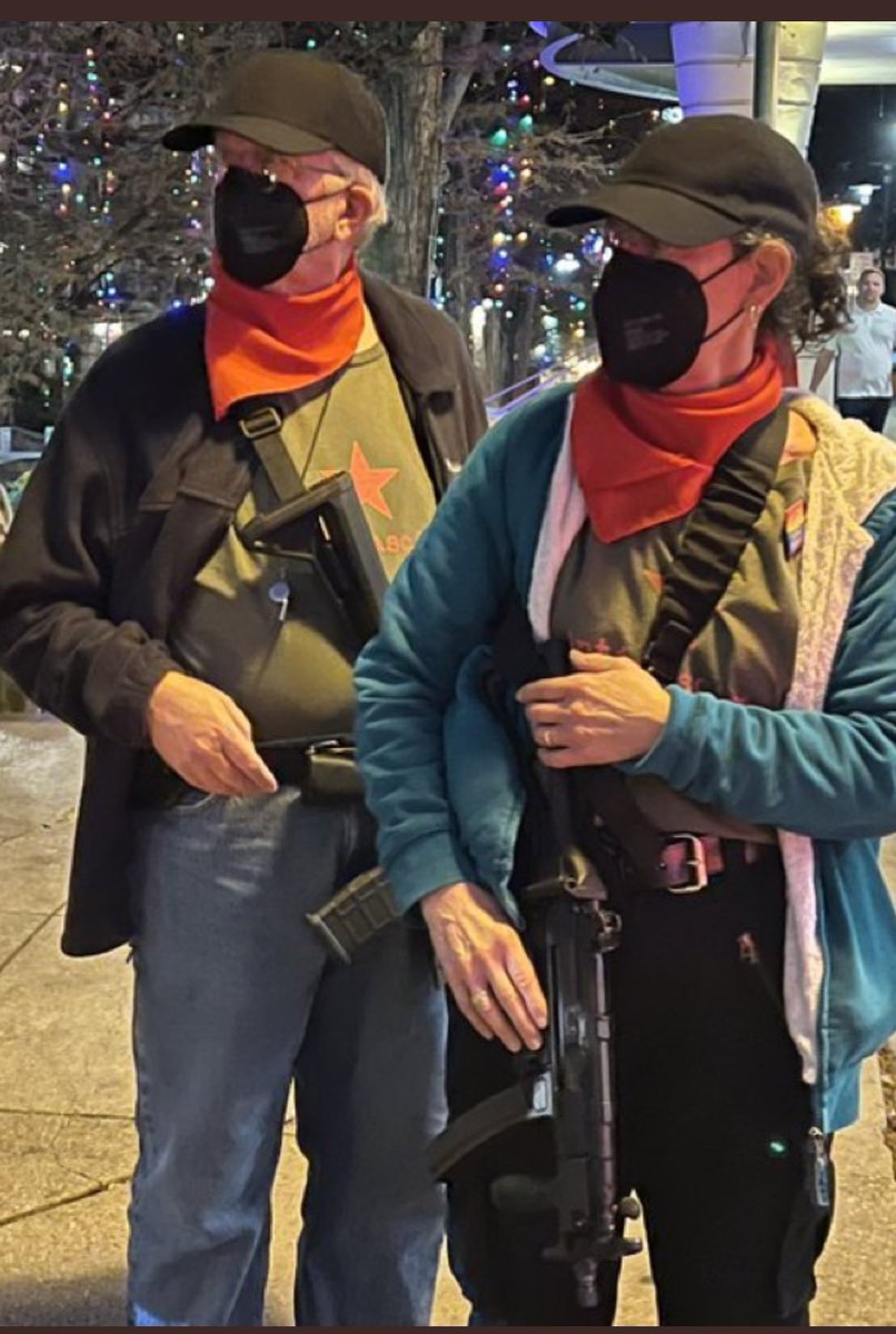 Fj6E8JsXkAICHBR?format=jpg&name=medium