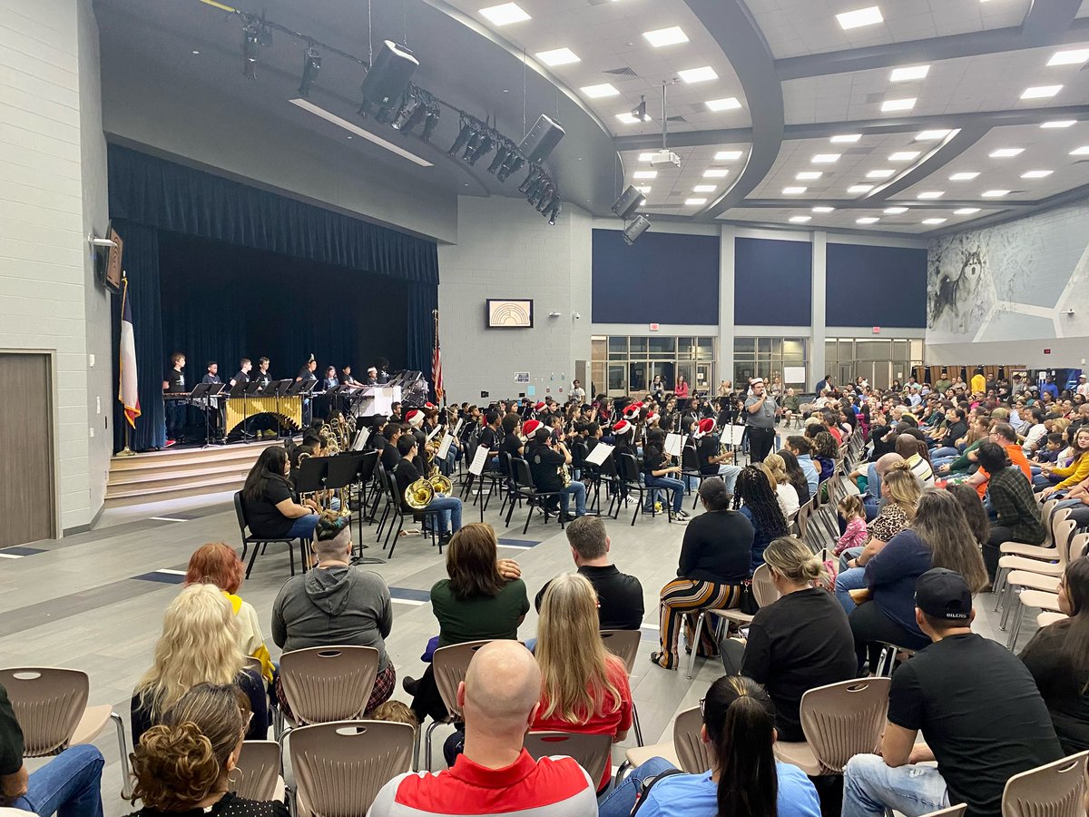 We love watching our students grow in their musical intelligence and creativity! Let’s go beginner band!!