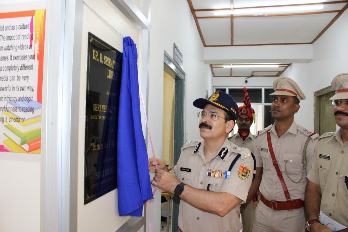 SP_Nicobar_ANP's tweet image. On 10/12/22 Shri. Neeraj Thakur, IPS, DGP A&amp;amp;N Police inaugurated Dr.B Srikant Police Library for the welfare of tribal population and Police staff of Car Nicobar Island. Library have reading material on all subjects -current affairs, competitive exams .
@MediaRN_ANI @DGPANIslands