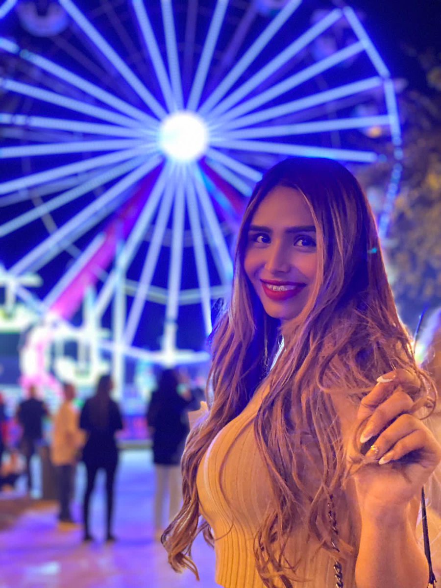 Real_milenaa's tweet photo. Milena_official 💕
Luztopia 2022⚡️
Monterrey nuevoleon
Paseo
#paseosantalucia #bellatrans #transgirl #MexicoCity https://t.co/RA1jdB3CQy