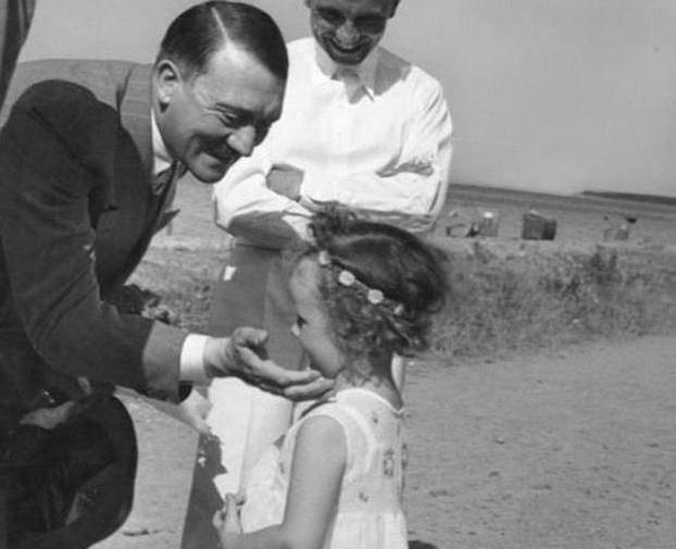 RealPersianGod's tweet photo. @g_morkert #Hitler! https://t.co/n3zrnhckrO