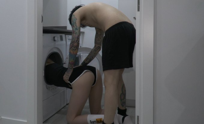 &iquest;Ya visteis el nuevo video? https://t.co/8qdJ7I3km6 https://t.co/K7pb3DvlX6