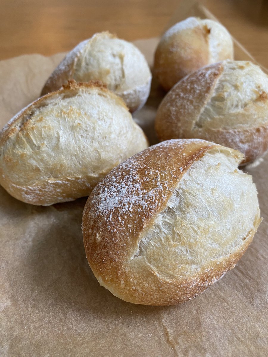 Francesca2022_'s tweet photo. プチフランス

#Francesca #ﾌﾗﾝﾁｪｽｶ
#フランスパン
#パン屋 #bakery
 #パン #bread 
#バゲット #baguette
#ベーグル #bagel 
#とかち野酵母
#鳥取県グルメ #鳥取県パン屋 
#山陰グルメ #山陰パン屋 
#米子市グルメ #米子市パン屋 
#パン屋開業予定 https://t.co/eVsG5pqUUr