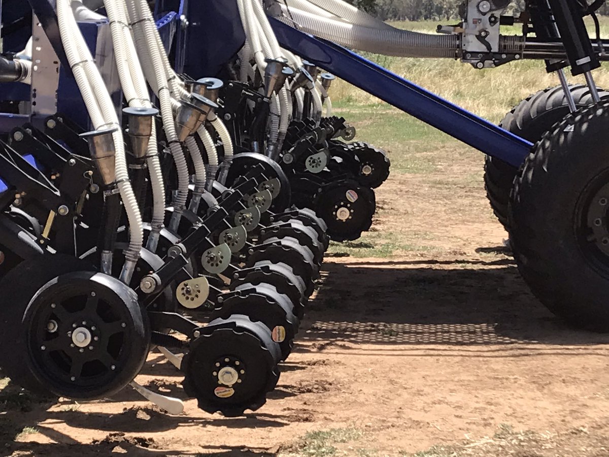 ToowoombaEngin1's tweet photo. A new sleekline single disc delivery #groundbreaker #narrowfold https://t.co/9pcw6tjmXX