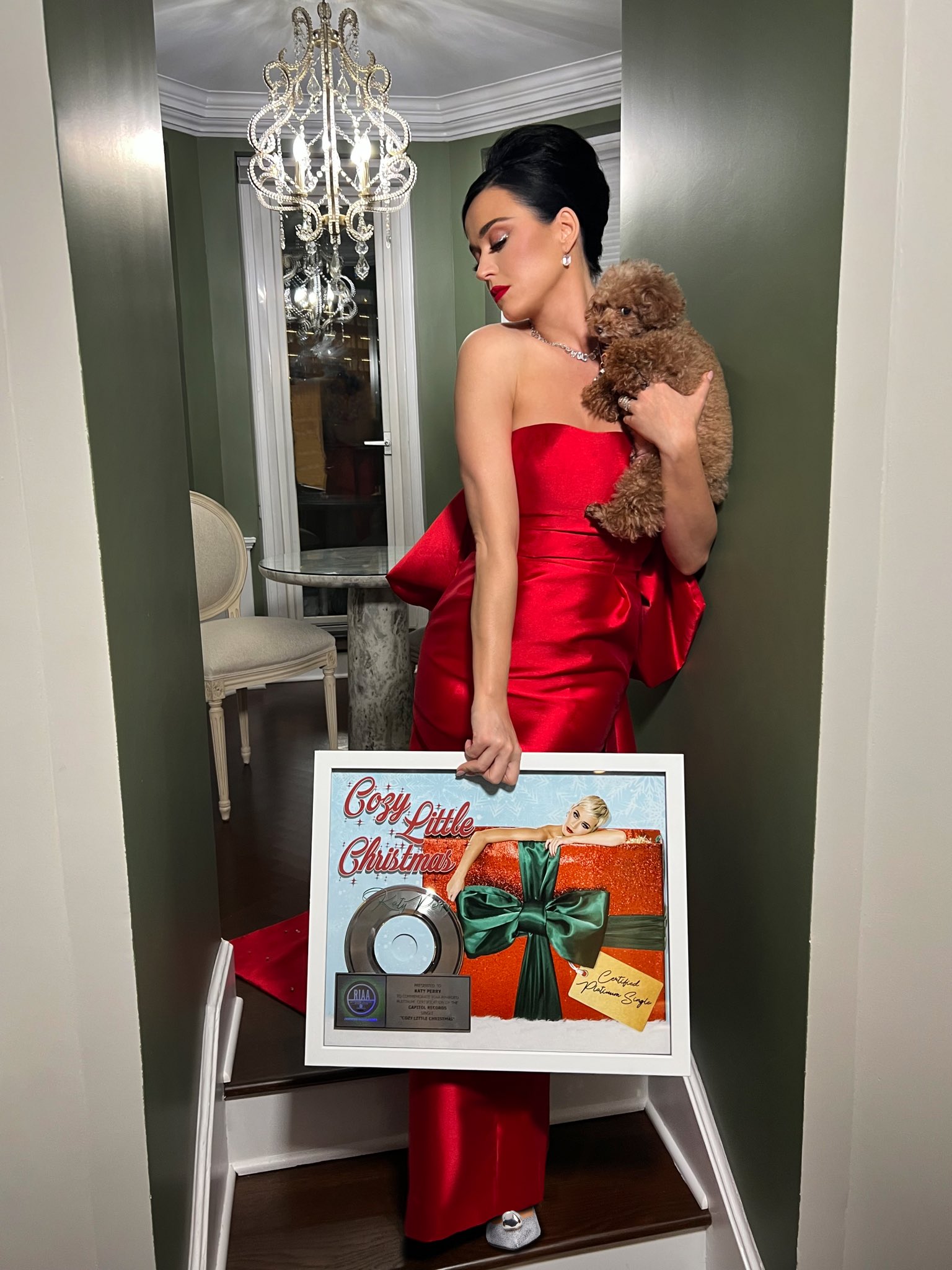 KATY PERRY on Twitter "When🎄Cozy Little Christmas🎄 goes platinum, ya