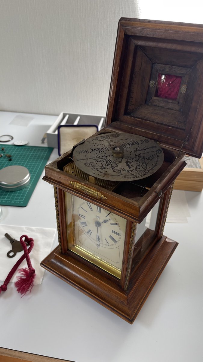 clockwatchlover's tweet image. ユンハンス買ったら、、、え！？！？！？
ディスクオルゴール付き！？！？！？