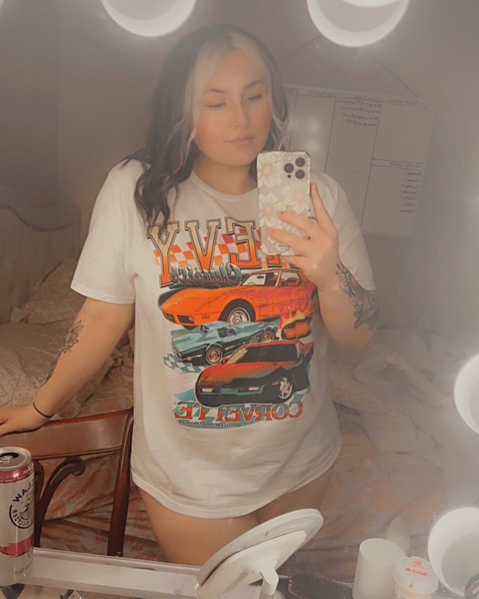 𝒞𝒽𝑒𝓈𝓃𝑒𝓎.𝒜𝓇𝓉𝒾𝓈𝓉𝓇𝓎 tweet media
