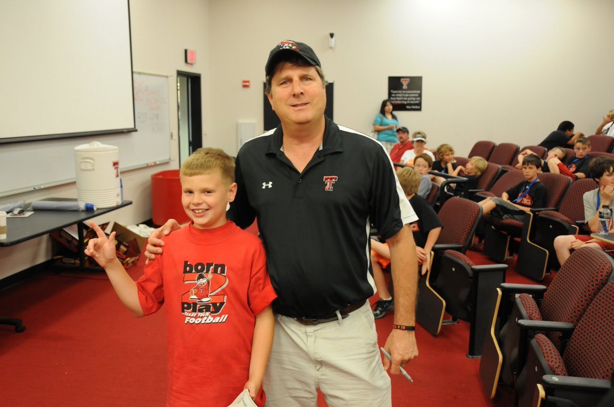 RobertsonScottH's tweet photo. @barstoolsports My most memorable encounter w/Coach Leach - youth football camp.

I asked how best to develop my young son for football;   “soccer” he said. “play soccer to develop agility, footwork, anticipation, &amp; ability to see the entire field. Save the hits for later.” 

Wreck 'Em Coach! https://t.co/9uqKxUTvdl