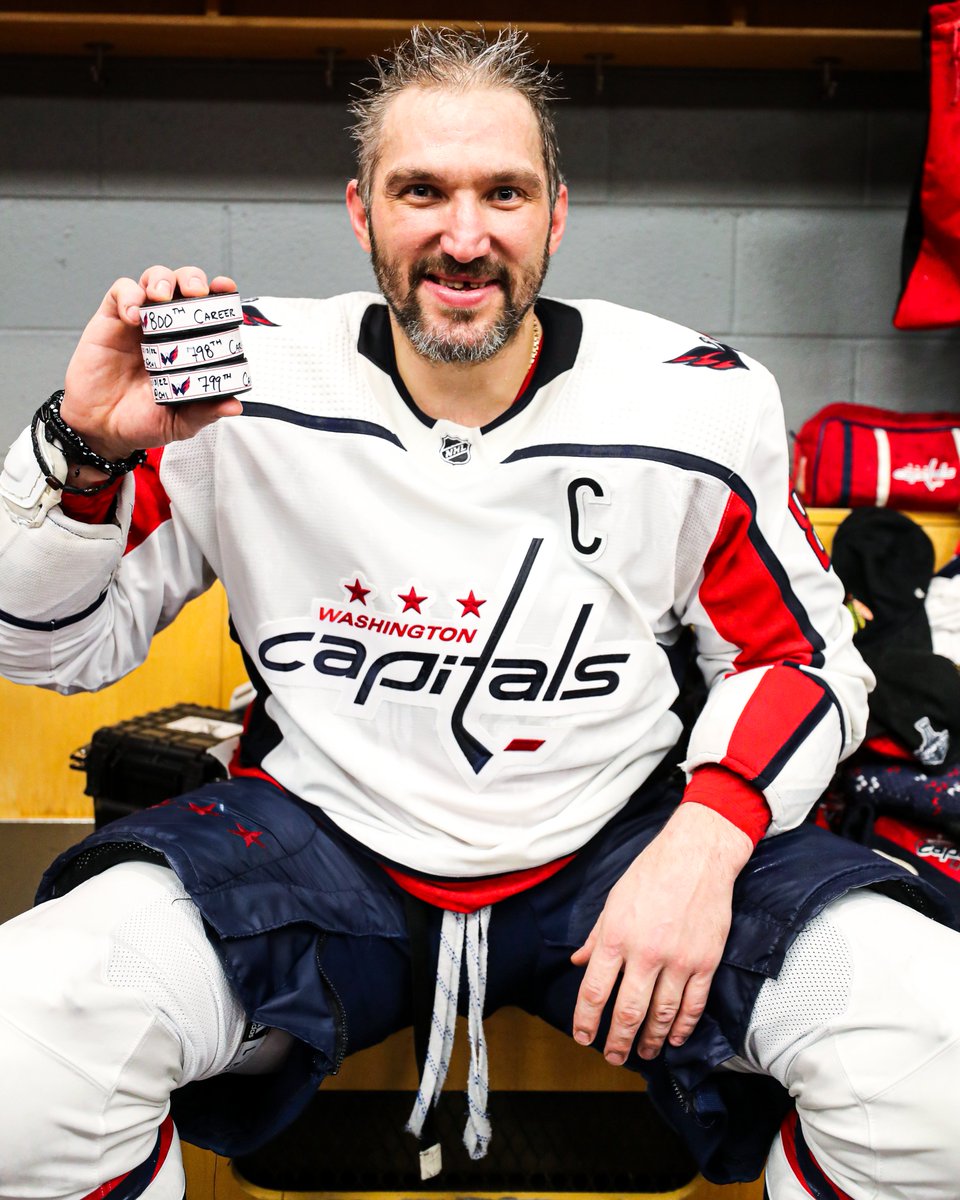 Capitals's tweet photo. 🎩🐐

#Gr800 https://t.co/No3VxpYHNz