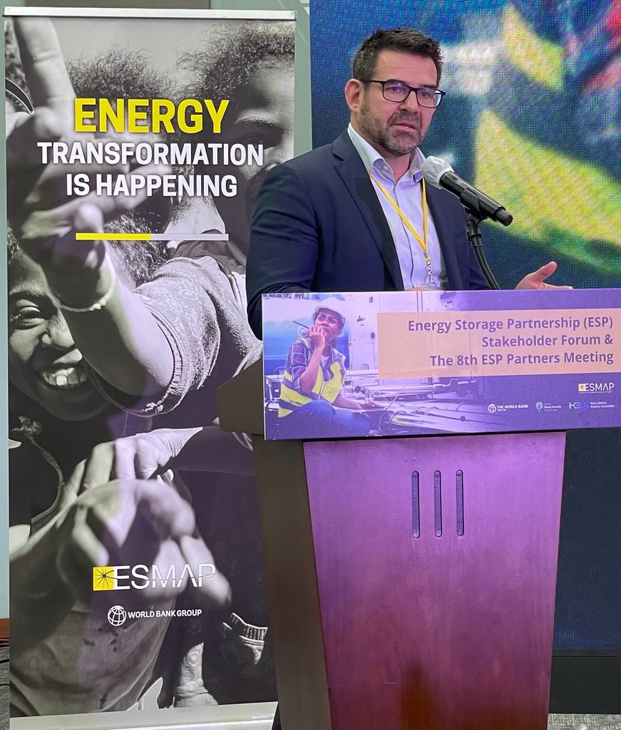 RedflowLimited's tweet photo. #TimHarris last week spoke at the Energy Storage Partnership Secretariat &amp; Forum in Seoul.
Hosted jointly by the The World Bank’s #ESMAP Program with the purpose of promoting the adaptation of energy storage tech for developing countries’ needs to reach decarbonization goals. https://t.co/lP0UGG368L
