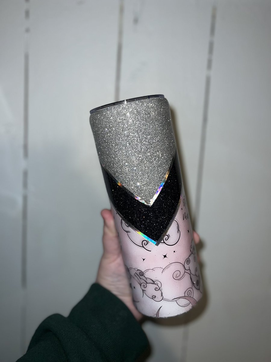 BeeMadCraftsMi's tweet photo. Now that they all have them - my friends Christmas gifts turned out so cool. I’m so so happy with them 🥰 https://t.co/RQfLyRHtts