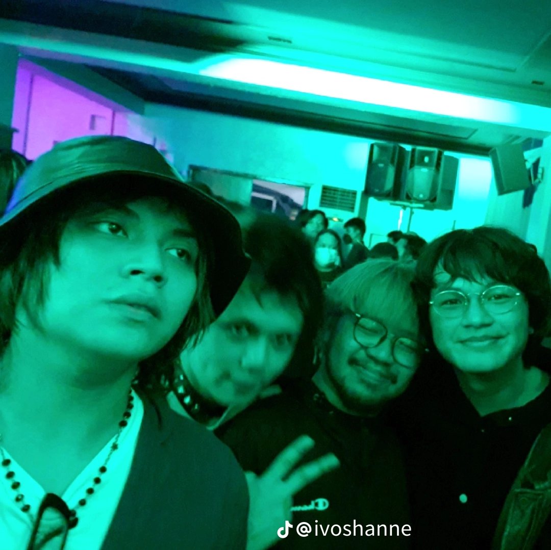 YellowSpaceshp's tweet photo. Comeback is hahaha wag Muna baka ma usog 😛 IVOS🫶 https://t.co/cNbb3xZTvz