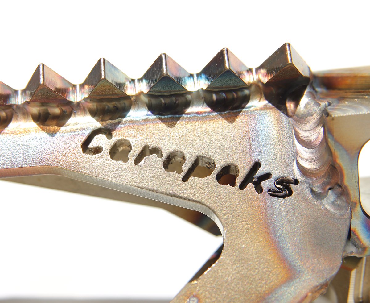 100PerCentMoto's tweet photo. NEW STOCK ! 2023 KTM 2023 Husqvarna @carapaks_enduro_shop stainless steel foot pegs ! 🔥🔥🔥
👉 https://t.co/NUNwUjzRUx https://t.co/2I79OPWYoy