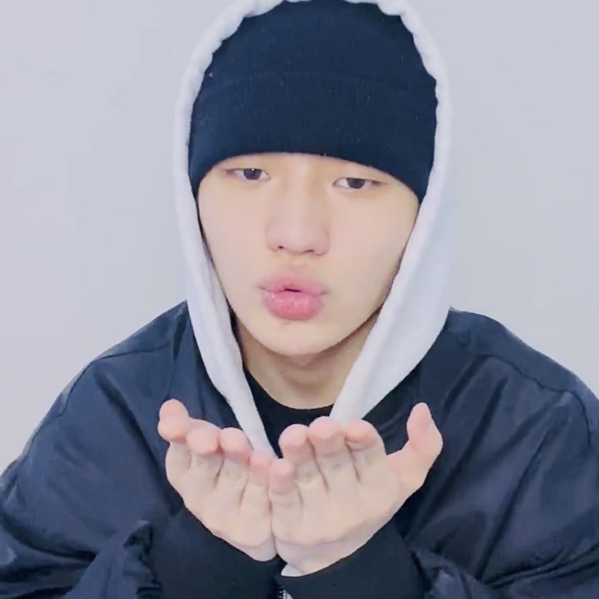 모찌🤍 tweet media