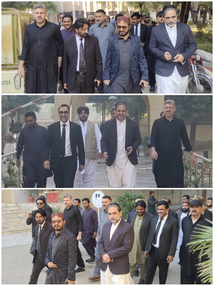 HaleemAdil's tweet photo. First success from Sindh, All the cases filed against Senator Azam Swati in Larkana region have been quashed by the police. Insha Allah, good news will come from the entire province very soon.

@AzamKhanSwatiPk https://t.co/NhuLmsMiav