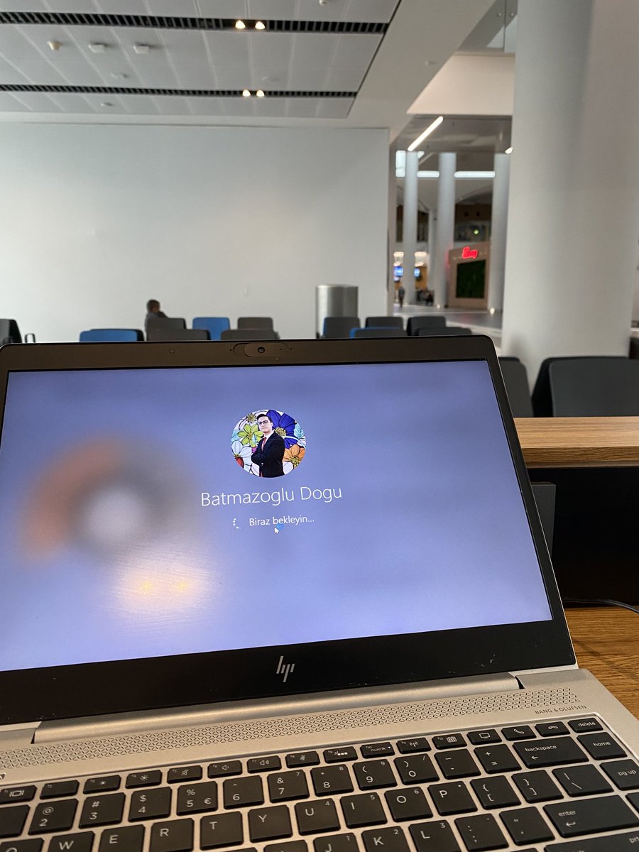 Günün en güzel aktivitesi,
Havalimanında çalışma…