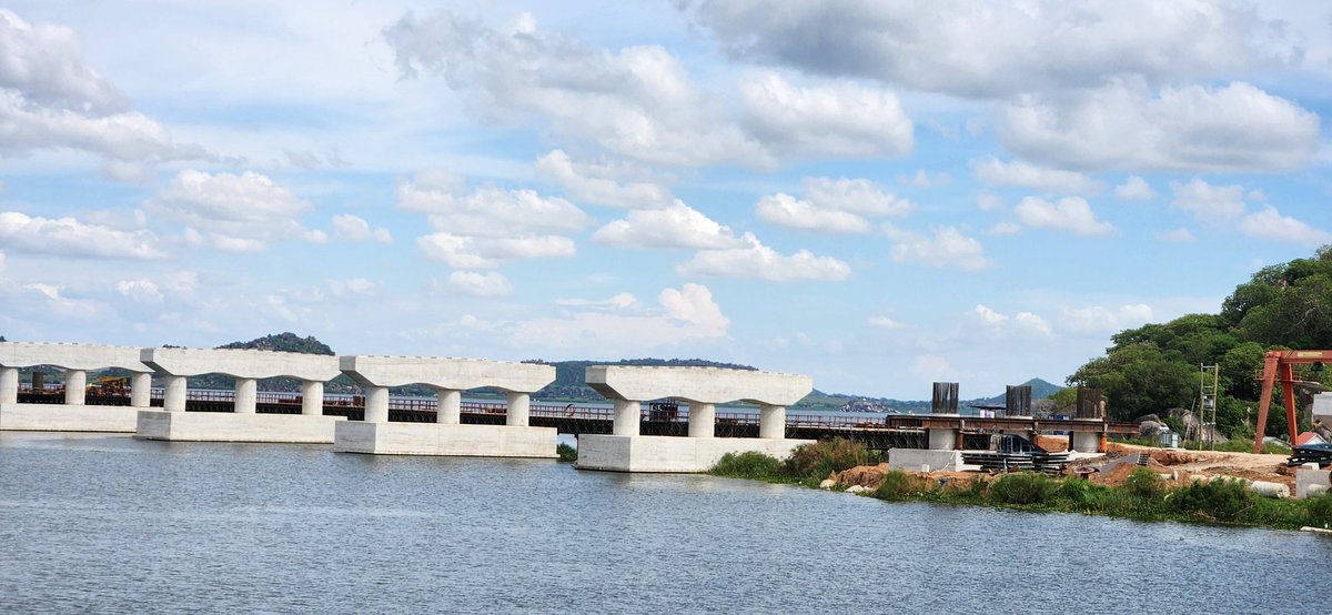 kanyesigye Flavia tweet media