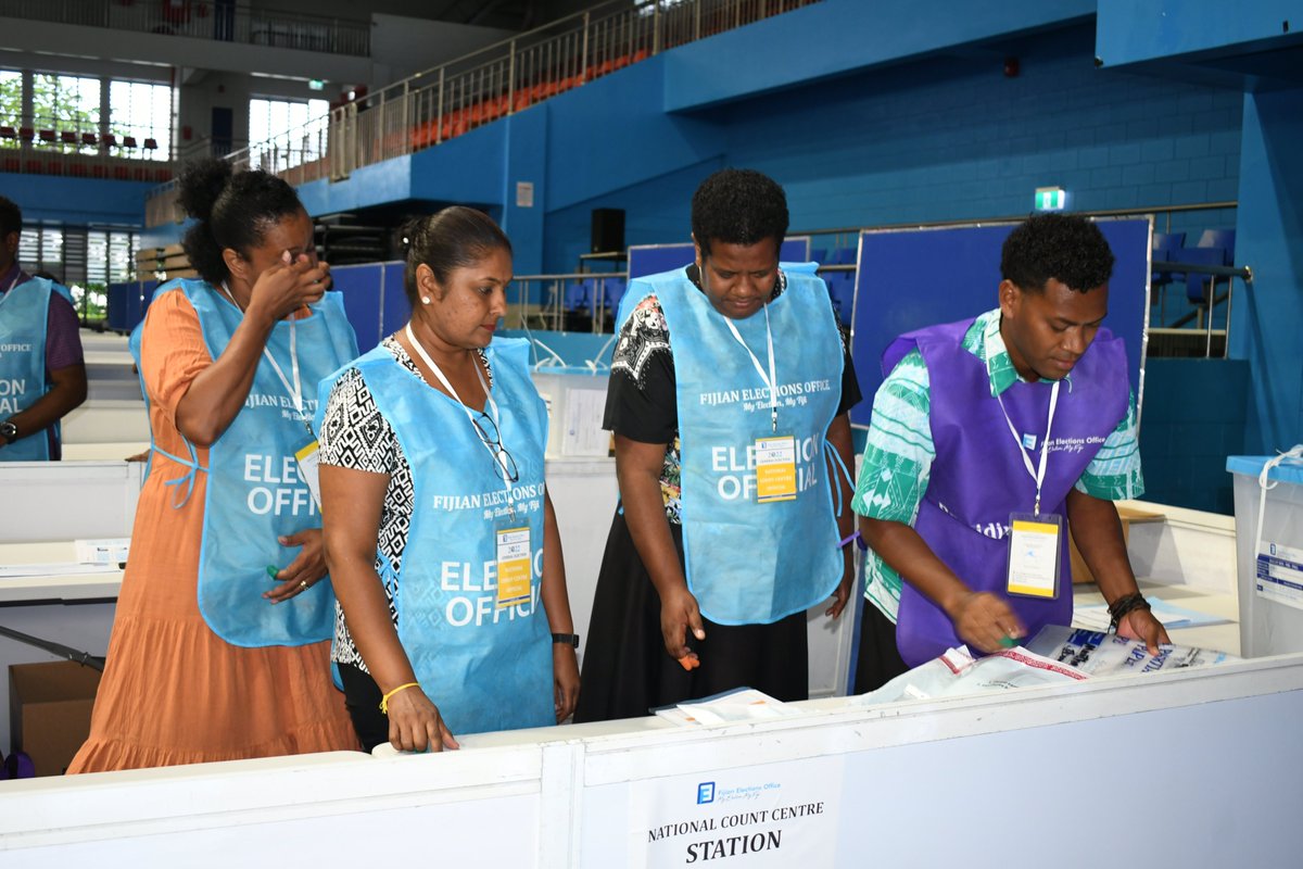 #FijiElections2022 | Polls officially closed as of 6pm with counting commencing at the National Counting Centre. Ballot boxes brought into the centre under the close watch of Multinational Observer Group. Provisional results will be available through the FEO app.