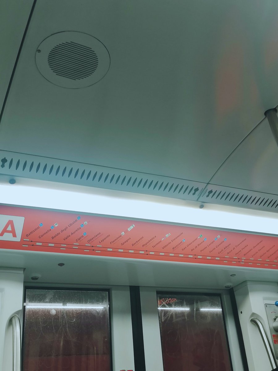 RobertaFantauz3's tweet photo. #scioperobianco #disservizi bus 913 lumaca con strada vuota e onda verde #problemitecnici #metroA Re di Roma chiusa al servizio @InfoAtac @AtacNews @romamobilita @gualtierieurope @eugenio_patane vergogna capitale
@MercurioPsi @salviamoroma @diarioromano @battaglia_persa https://t.co/xlBG7GwSMZ