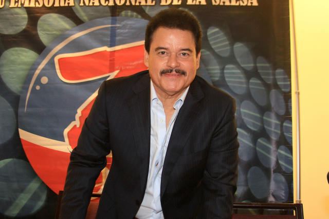 ÁGUILA NEGRA #BDL (@josel_6027) on Twitter photo Triste Noticia..
Hallan muerto al salsero Lalo Rodríguez. QEPD.
es-us.noticias.yahoo.com/hallan-muerto-…
<a href="/gilbertoSR/">Gilberto Santa Rosa</a> <a href="/michellebrava/">Michelle Brava</a> <a href="/richierayreal/">Richie Ray</a> <a href="/PorfiBaloa/">Porfi Baloa</a> <a href="/norbertmusicpr/">Norberto Vélez ™️</a> <a href="/VictorManuel_Of/">Víctor Manuel Oficial</a> <a href="/ElCanario2014/">JoseAlberto</a> <a href="/jorgeyadielpr/">Jorge Yadiel</a> <a href="/cjgarciamusica/">Carlos Garcia</a> @ Triste Noticia..
Hallan muerto al salsero Lalo Rodríguez. QEPD.
es-us.noticias.yahoo.com/hallan-muerto-…
<a href="/gilbertoSR/">Gilberto Santa Rosa</a> <a href="/michellebrava/">Michelle Brava</a> <a href="/richierayreal/">Richie Ray</a> <a href="/PorfiBaloa/">Porfi Baloa</a> <a href="/norbertmusicpr/">Norberto Vélez ™️</a> <a href="/VictorManuel_Of/">Víctor Manuel Oficial</a> <a href="/ElCanario2014/">JoseAlberto</a> <a href="/jorgeyadielpr/">Jorge Yadiel</a> <a href="/cjgarciamusica/">Carlos Garcia</a> @