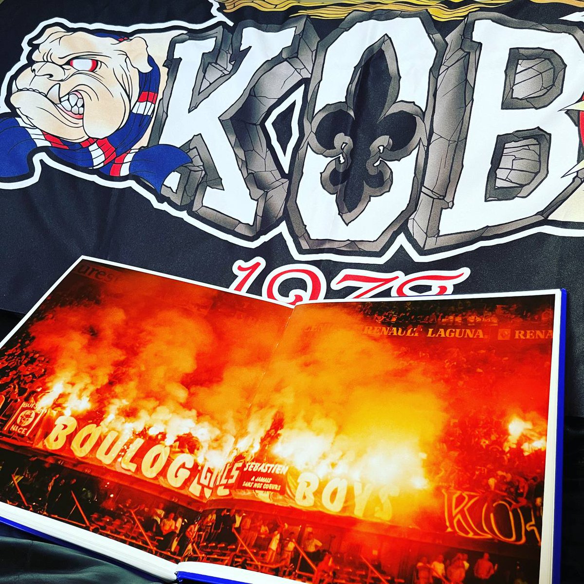 Noël approche ! 

KopOfBoulogne.com

#LivreKOB #NOEL2022 #livres #kopofboulogne #ultras #boulogneboys #pariscasuals #ultrasstyle #Boys85 #TribuneBoulogne