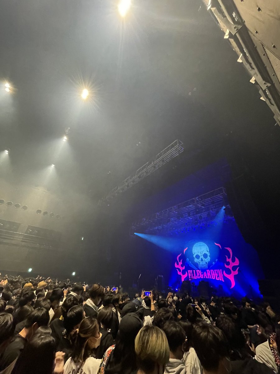 burning_goesonZ's tweet photo. 声の出せないMake A Wishのお預け感な https://t.co/BHpzE9xLgG