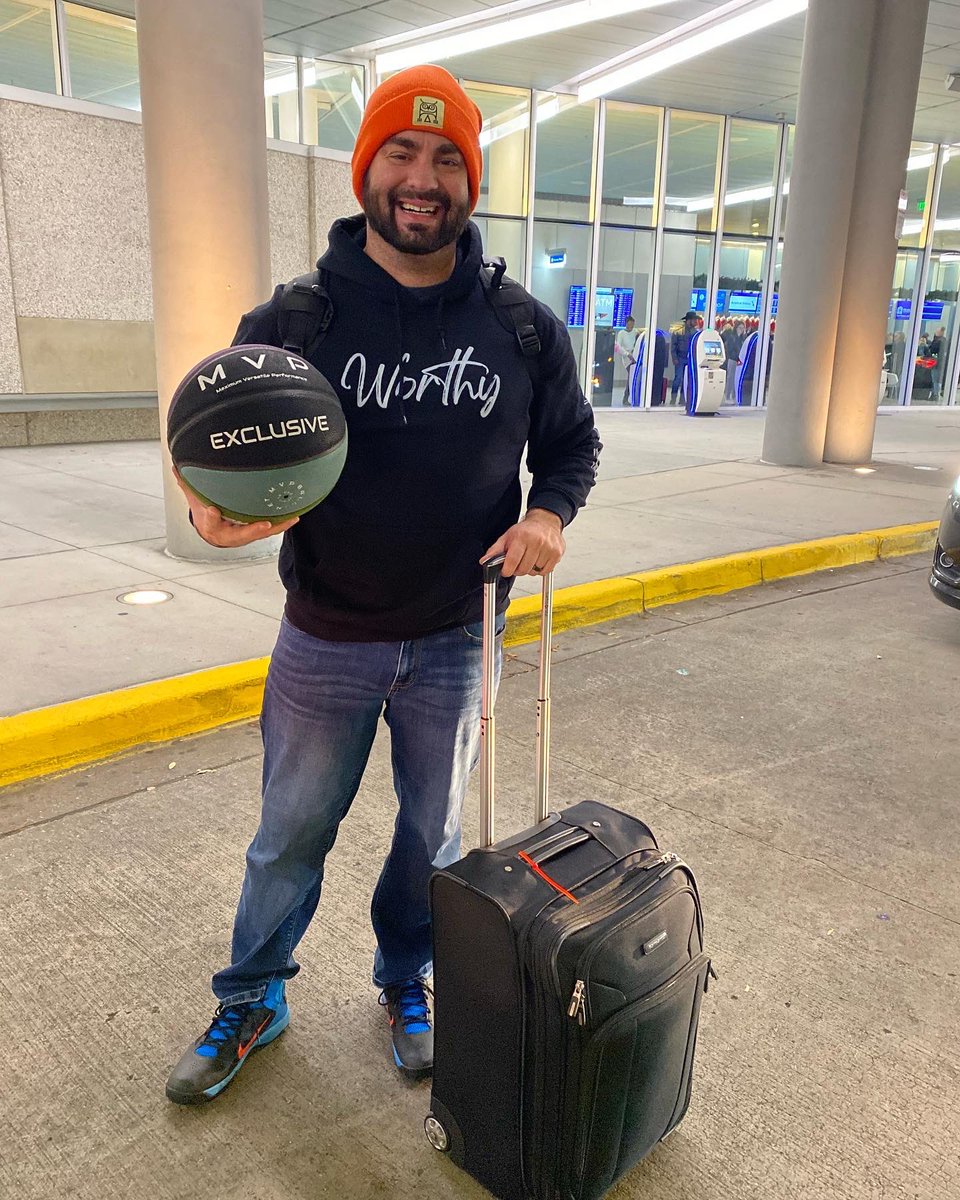 ChadWleczyk's tweet photo. See you  🔜 Milwaukee ✈️

#ActivationWeek ##MPPDoc

📸 Ashley Wleczyk https://t.co/uezavPF174