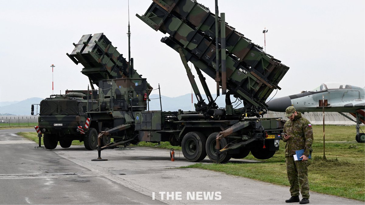 TNews_24's tweet photo. Les États-Unis vont envoyer leur système de défense aérienne Patriot en Ukraine tandis que les alliés promettent un peu plus d'un milliard de dollars pour aider les Ukrainiens à survivre à l'hiver. #TRT #UnitedStates #Ukraine #Patriot https://t.co/AcfZFtaHZh