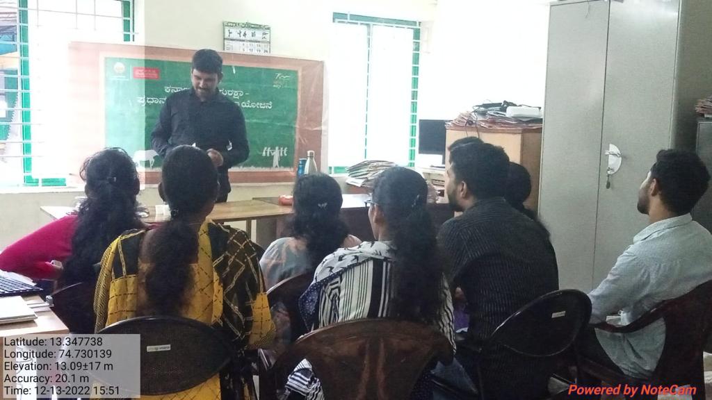 pmfby's tweet image. Farmers are being sensitized about the benefits of #PMFBY and Rabi #CropsInsurance across the 20 States/UTs. To take forward this initiative, @Future_Generali organized #FasalBimaPathshala in the Udupi district of #Karnataka. 

#PMFBYRabi #Rabi2022 #PMFBY4farmers