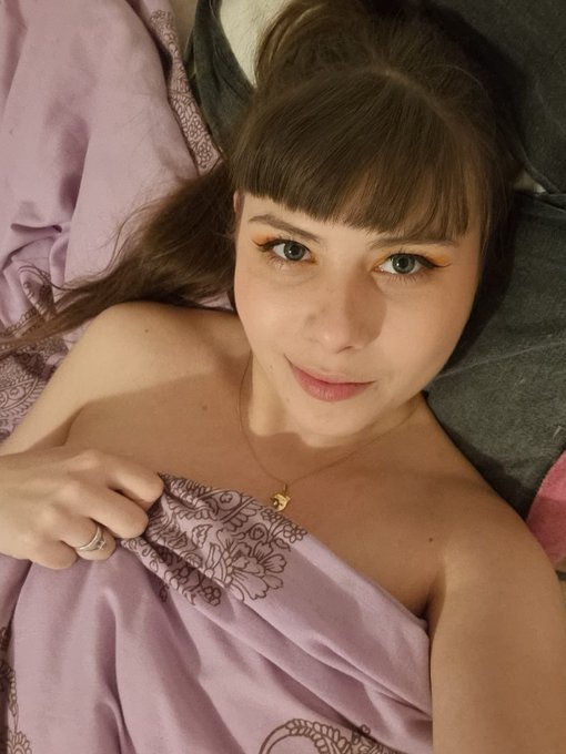 Il fait chaud sous ma couette 🔥 #MLRGIRLS ➡️https://t.co/6ah3NFob4x ➡️https://t.co/jr2bn76D18 ➡️ https://t<a href="/tag/mlrgirls"class="tags">#MLRGIRLS</a>