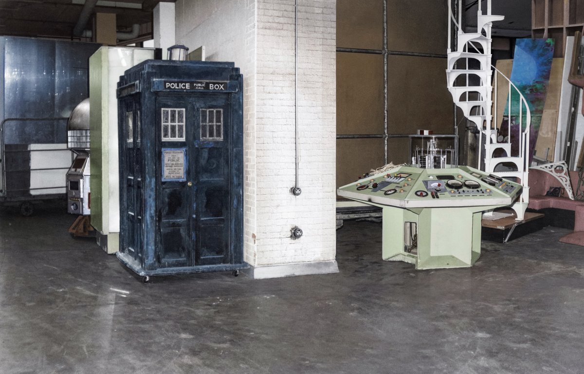 claytonhickman's tweet photo. #DWAdvent2022
Day 14:
The TARDIS prop and TARDIS console in the scenery store during production of #DoctorWho and the Daleks’ Master Plan
(Colourisation of photo composite)

Tips via ko-fi: https://t.co/yP0OlsWrRI https://t.co/A5TyszduLL