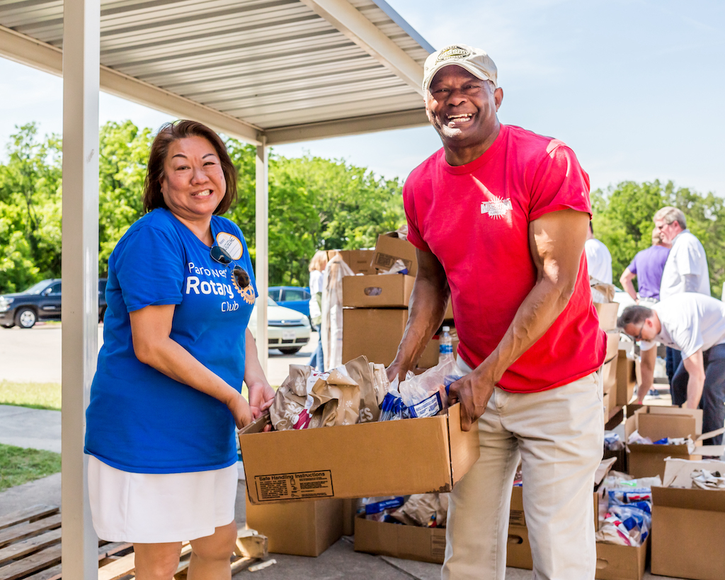 Plano West Rotary Club's next meal drive-thru at Rowlinson Natatorium is on Dec. 15. Join us and make a difference in the lives of Plano ISD families. Sign up today and help us make this holiday season a little brighter for everyone. Sign up today planowestrotary.com/event/dec-15--… #rotary
