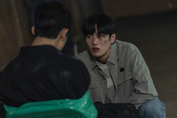 nodontnot's tweet photo. รวมวีรกรรมความเลวกีโอซอง
-แอบถ่ายวอนซอกกับเซจิน
-ใช้รูปขู่และหลอกใช้วอนซอก
-บังคับจีฮยอนจูบและถ่ายคลิปไว้
-ถีบซอกแจบอมตกตึก
-ปั่นหัวแจบอมว่าวอนซอกเป็นคนทำ
-รู้เห็นและปกปิดสิ่งที่แจจุนทำ
สรุปปั่นหัวแจบอม(แจจุน)จนฆ่าวอนซอก กีโอซองเลวสุด
#RevengeOfOthers
#RevengeOfOthersEp12 https://t.co/OrzaOA2CQM