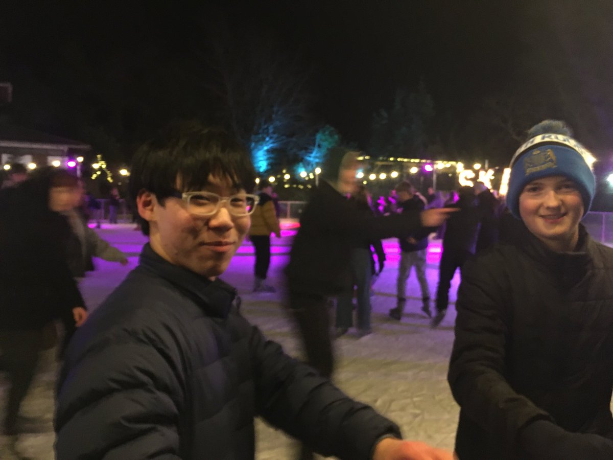 KWS_MiddleHouse's tweet photo. House entertainment last night was ice skating along with Summerhill. Everyone there seemed to have enjoyed the festive atmosphere. https://t.co/74k6aQzj8E